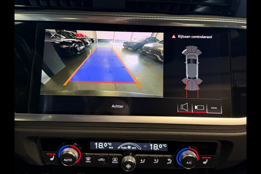 Audi Q3 Sportback 35 TFSI S line Panorama Camera Keyless Leder