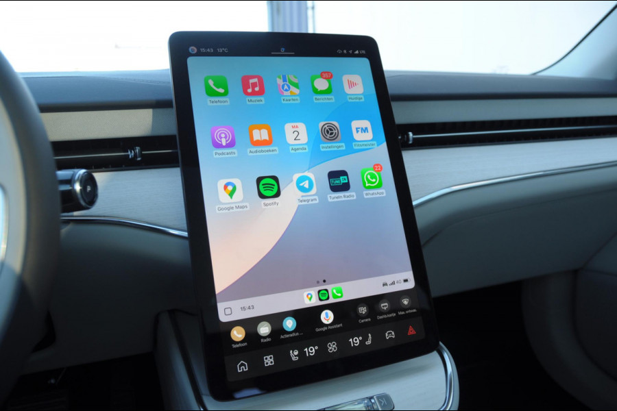 Volvo ES90 333PK Automaat Single Ext. Range Ultra Luchtvering / Bowers & Wilkins / 22" / Pilot Assist Pack / Visual Park assist / Geventileerde voor- en achterstoelen / Panoramadak / Massagefunctie voorstoelen / HD Pixel LED koplampen / Gelaagde zij-ruiten