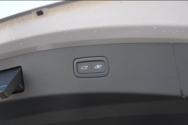 Volvo ES90 333PK Automaat Single Ext. Range Ultra Luchtvering / Bowers & Wilkins / 22" / Pilot Assist Pack / Visual Park assist / Geventileerde voor- en achterstoelen / Panoramadak / Massagefunctie voorstoelen / HD Pixel LED koplampen / Gelaagde zij-ruiten