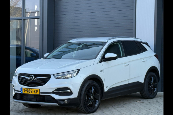Opel Grandland X 1.6 Turbo Hybrid Elegance /Camera / Carplay