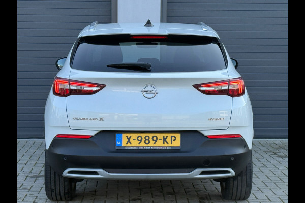 Opel Grandland X 1.6 Turbo Hybrid Elegance /Camera / Carplay