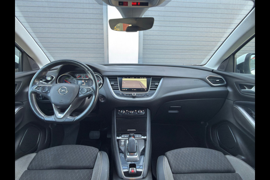 Opel Grandland X 1.6 Turbo Hybrid Elegance /Camera / Carplay