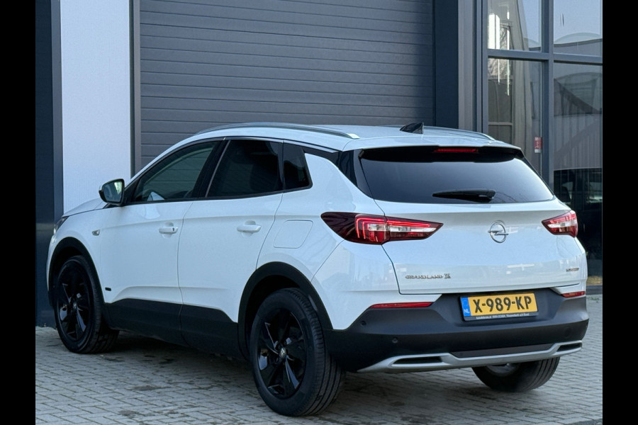 Opel Grandland X 1.6 Turbo Hybrid Elegance /Camera / Carplay