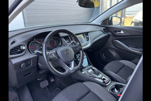 Opel Grandland X 1.6 Turbo Hybrid Elegance /Camera / Carplay