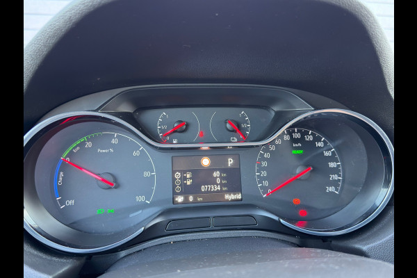 Opel Grandland X 1.6 Turbo Hybrid Elegance /Camera / Carplay