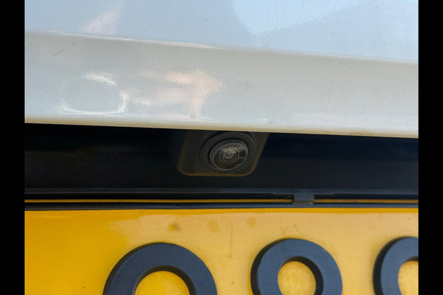 Opel Grandland X 1.6 Turbo Hybrid Elegance /Camera / Carplay