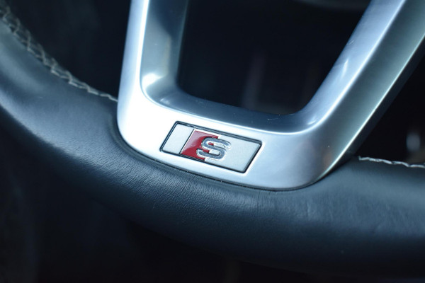 Audi A3 Sportback 35 TFSI S edition 3x S-Line Lane ACC B&O Camera Keyless