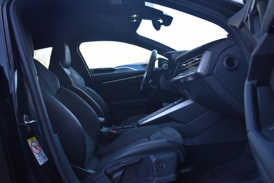 Audi A3 Sportback 35 TFSI S edition 3x S-Line Lane ACC B&O Camera Keyless