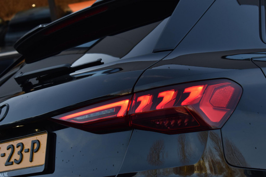 Audi A3 Sportback 35 TFSI S edition 3x S-Line Lane ACC B&O Camera Keyless