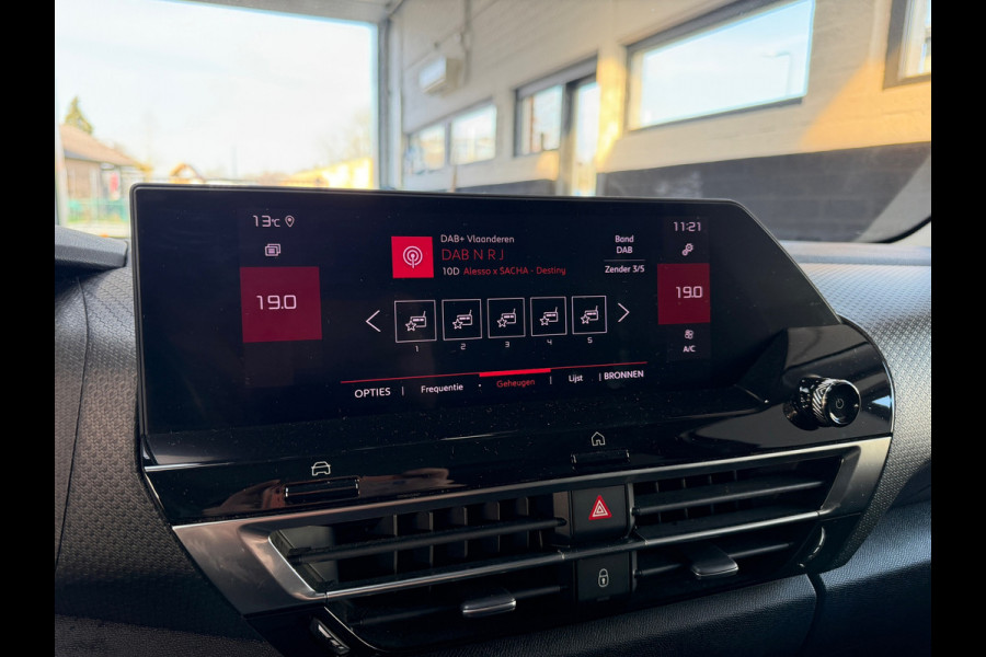 Citroën C4 1.2 Puretech Shine | Leder | 360 camera | Massage | Pano | Stoelverwarming