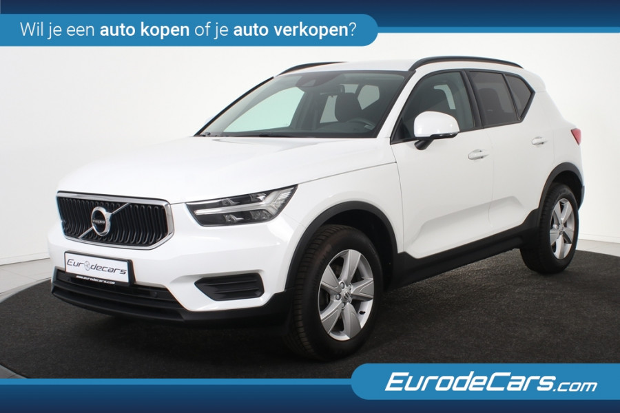 Volvo XC40 1.5 T2 Momentum *1ste Eigenaar*Navigatie*Parkassist*Trekhaak*