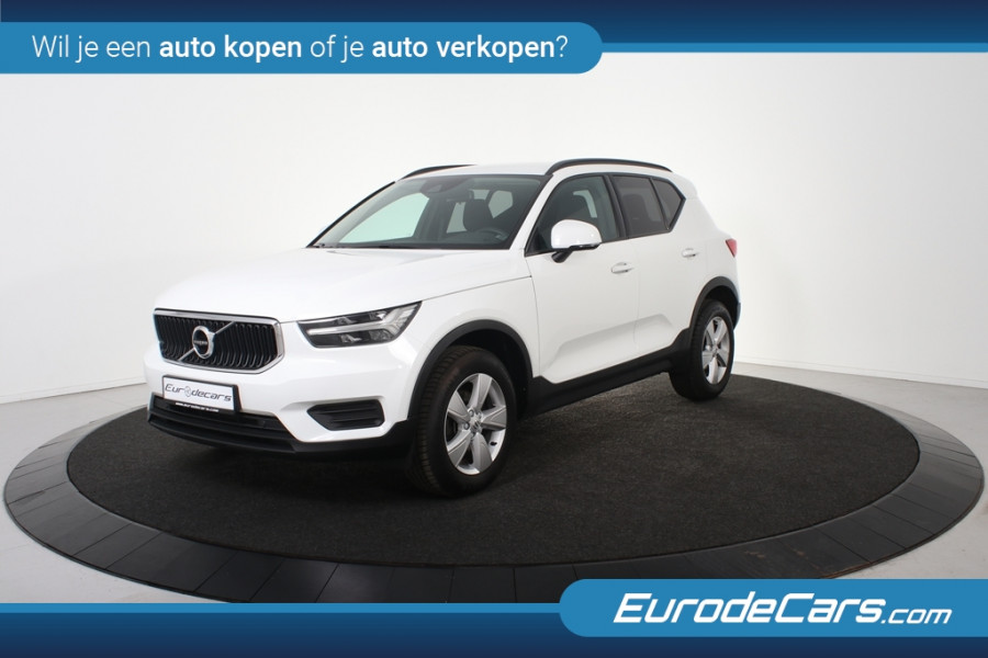 Volvo XC40 1.5 T2 Momentum *1ste Eigenaar*Navigatie*Parkassist*Trekhaak*