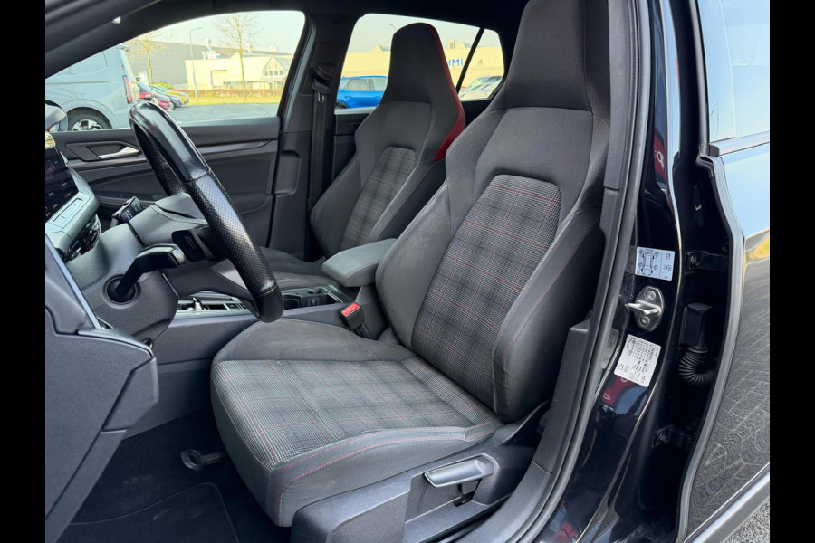 Volkswagen Golf 2.0 TSI GTI Panorama | Keyless | Stoel verw | Cruise controle