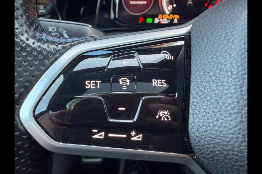 Volkswagen Golf 2.0 TSI GTI Panorama | Keyless | Stoel verw | Cruise controle