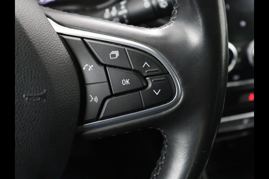 Renault Mégane 1.3 TCe Intens | Trekhaak | Carplay | Keyless | Navigatie | Full LED | Climate control | Parkeerhulp | Bluetooth | Cruise control