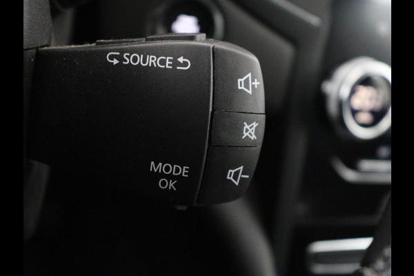 Renault Mégane 1.3 TCe Intens | Trekhaak | Carplay | Keyless | Navigatie | Full LED | Climate control | Parkeerhulp | Bluetooth | Cruise control