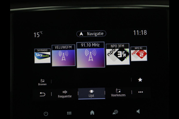 Renault Mégane 1.3 TCe Intens | Trekhaak | Carplay | Keyless | Navigatie | Full LED | Climate control | Parkeerhulp | Bluetooth | Cruise control