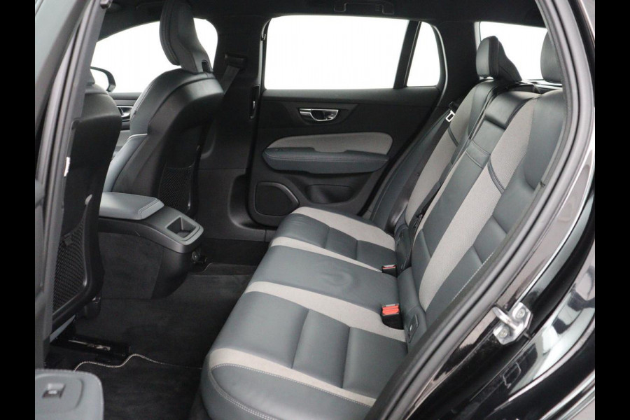 Volvo V60 2.0 B4 R-Design | Stoelverwarming | Adaptive cruise | Carplay | Camera | Keyless | Navigatie | Half leder | Full LED | Parkeerhulp | Climate control