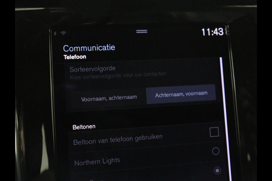 Volvo V60 2.0 B4 R-Design | Stoelverwarming | Adaptive cruise | Carplay | Camera | Keyless | Navigatie | Half leder | Full LED | Parkeerhulp | Climate control