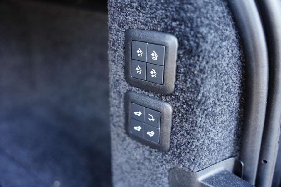 Land Rover Range Rover 3.0 SDV6 HSE Panoramadak / Meridian / Elek. Trekhaak