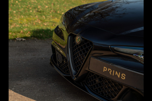 Alfa Romeo Giulia 2.9 V6 Quadrifoglio | Carbon stoelen | Akrapovic | Harman/Kardon