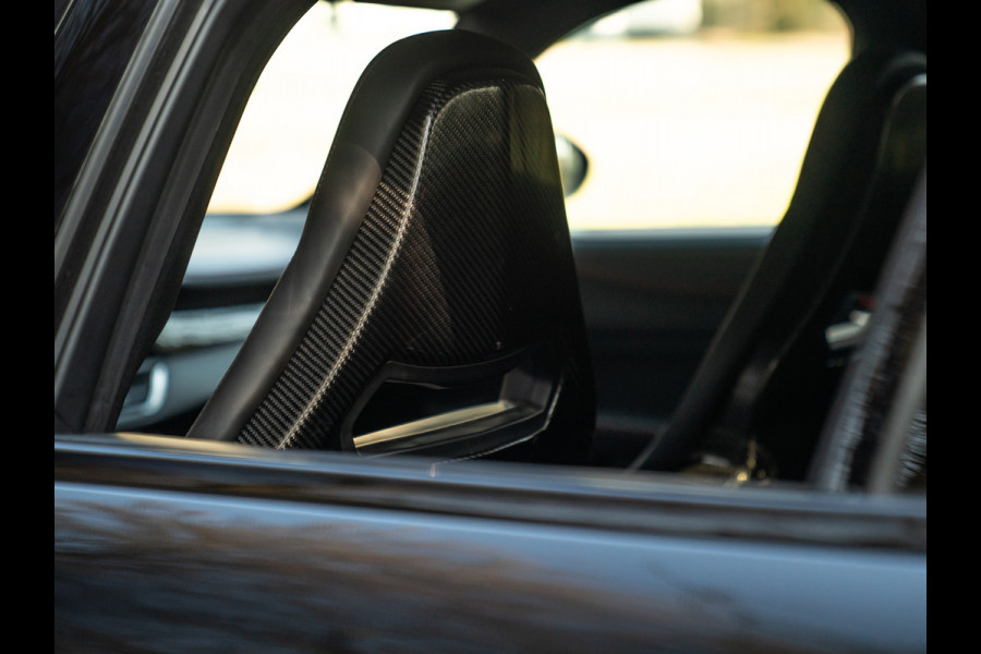 Alfa Romeo Giulia 2.9 V6 Quadrifoglio | Carbon stoelen | Akrapovic | Harman/Kardon