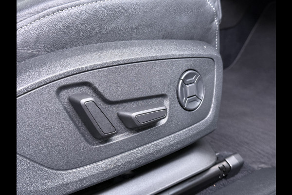 Audi Q4 e-tron 50 Quattro 300pk BOMVOL 82kWh SOH 95% Leer Warmtepomp SONOS®-Hifi Navi Camera Adap.Cruise Elek.Stoelen+Memory+Verwarming Apple C Launch Ed. Advanced Plus DAB Matrix LED Lmv  € 76.000 nieuw 1e Eigenaar Origineel Nederlandse Auto Dealeronderhouden