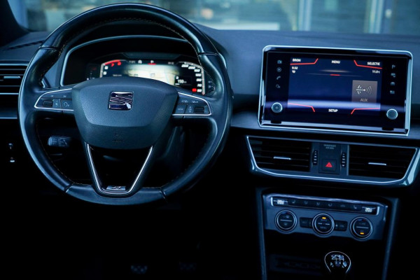 Seat Tarraco 1.5 TSI Xcellence 7p. / Pano / Trekhaak / Leder / Carplay