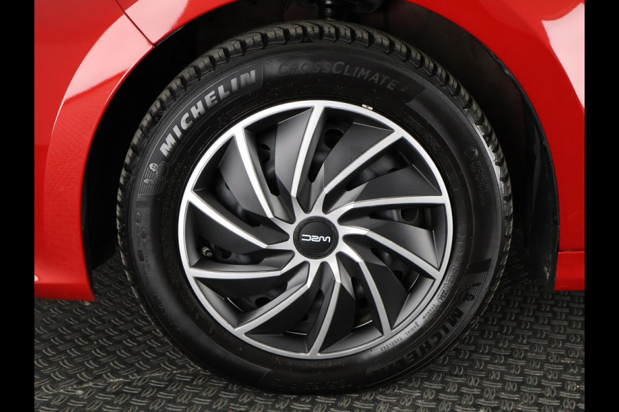 Toyota Yaris 1.5 Hybrid Bi-Tone GARANTIE TOT 12-2032! . NAVIGATIE . ACHTERUITRIJ CAMERA .  ADAPTIEVE CRUISE CONTROL .