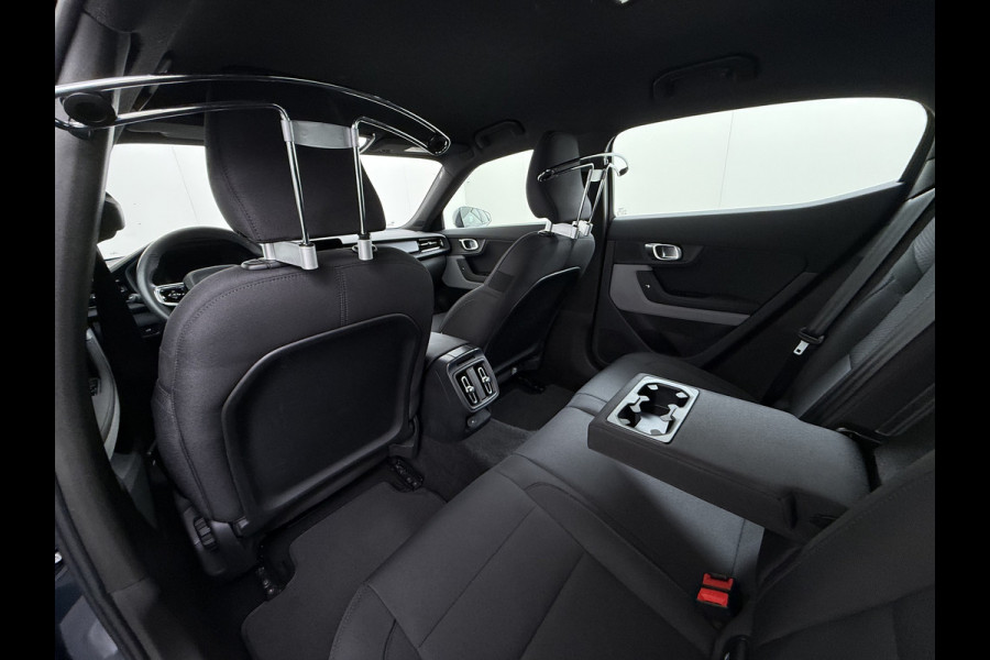 Polestar 2 69kWh SOH 92% Navi Ecc Camera Cruise Control Pdc Stoelverwarming Apple Carplay Android Auto Standard Range Single Motor Elek.Achterklep Lmv 19" Led Isofix Memory Elek.Stoel Keyless Rijstrooksensor 100% Dealeronderhouden