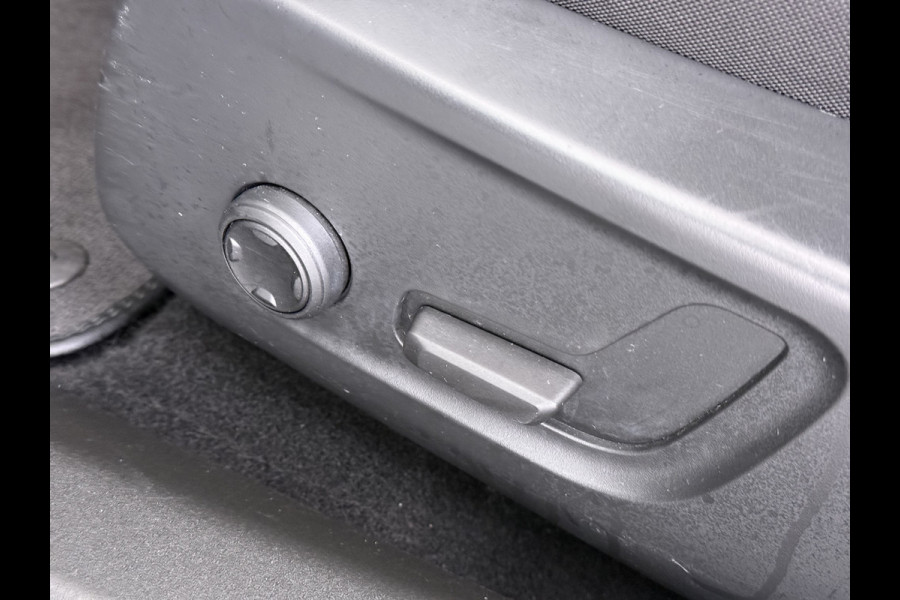 Polestar 2 69kWh SOH 92% Navi Ecc Camera Cruise Control Pdc Stoelverwarming Apple Carplay Android Auto Standard Range Single Motor Elek.Achterklep Lmv 19" Led Isofix Memory Elek.Stoel Keyless Rijstrooksensor 100% Dealeronderhouden