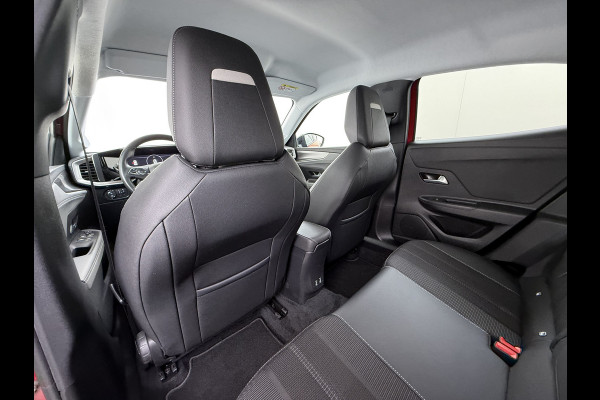 Opel Mokka-e 50kWh SOH 92% 3-Fase Laden Warmtepomp 360°Camera Apple Carplay Android Auto Pdc Navi Ecc Elegance SOH 92% DAB Led Lmv 17" Regen-Lichtsensor Isofix Privacy Glas Keyless Origineel Nederlandse Auto