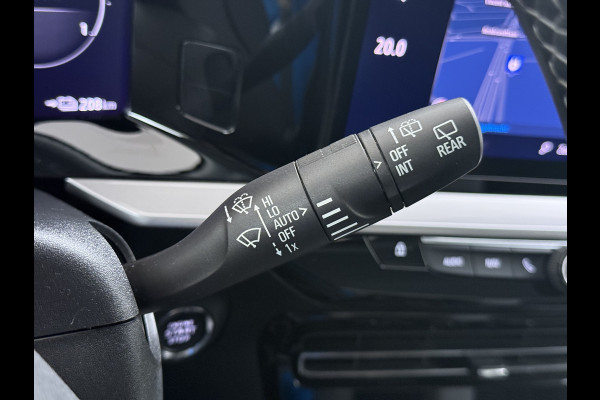 Opel Mokka-e 50kWh SOH 92% 3-Fase Laden Warmtepomp 360°Camera Apple Carplay Android Auto Pdc Navi Ecc Elegance SOH 92% DAB Led Lmv 17" Regen-Lichtsensor Isofix Privacy Glas Keyless Origineel Nederlandse Auto