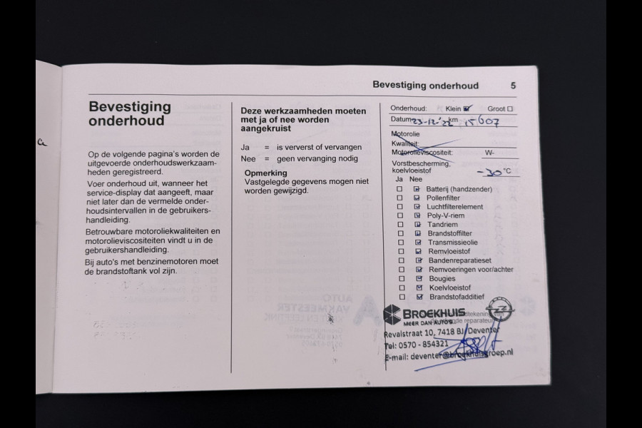 Opel Mokka-e 50kWh SOH 92% 3-Fase Laden Warmtepomp 360°Camera Apple Carplay Android Auto Pdc Navi Ecc Elegance SOH 92% DAB Led Lmv 17" Regen-Lichtsensor Isofix Privacy Glas Keyless Origineel Nederlandse Auto