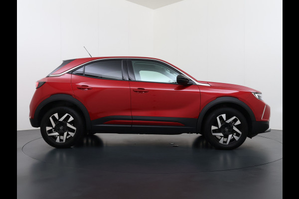 Opel Mokka-e 50kWh SOH 92% 3-Fase Laden Warmtepomp 360°Camera Apple Carplay Android Auto Pdc Navi Ecc Elegance SOH 92% DAB Led Lmv 17" Regen-Lichtsensor Isofix Privacy Glas Keyless Origineel Nederlandse Auto