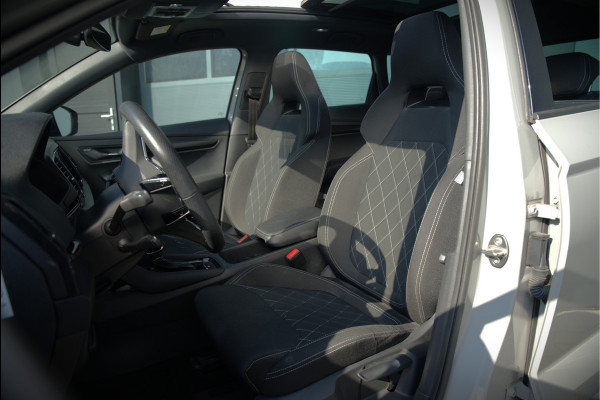 Škoda Karoq 1.5 TSI ACT Sportline Business | Panoramadak | Stoelverwarming | Stuurverwarming | Canton | Keyless | Apple Carplay | Camera | Adaptive Cruise Control | Dodehoekdetectie
