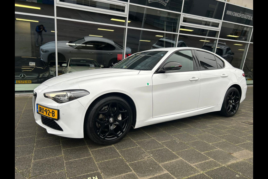 Alfa Romeo Giulia 2.0T Super