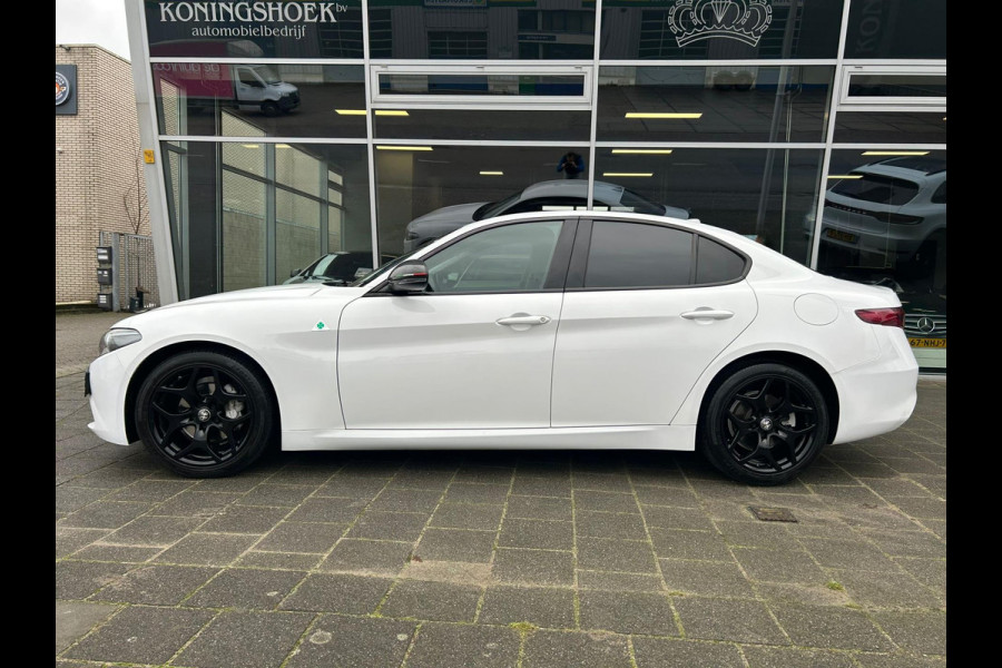 Alfa Romeo Giulia 2.0T Super