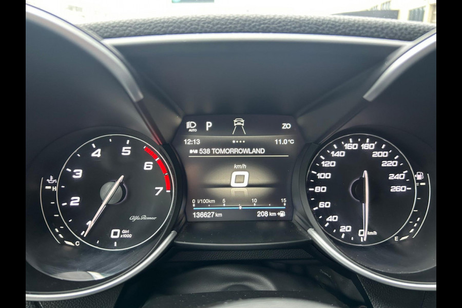 Alfa Romeo Giulia 2.0T Super