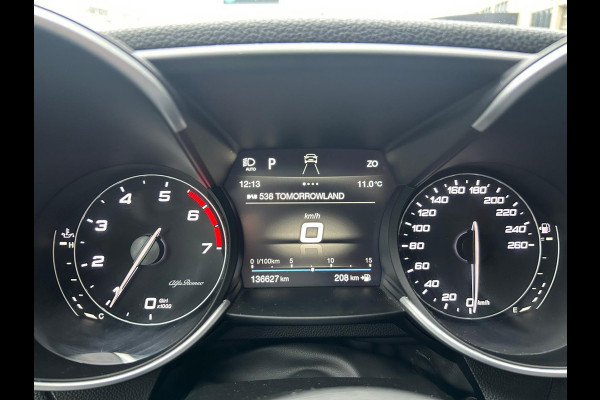 Alfa Romeo Giulia 2.0T Super