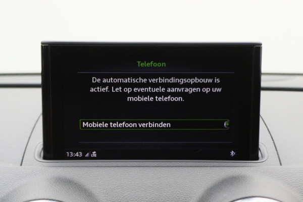 Audi A3 Sportback 35 TFSI CoD Advance Sport S Line Virtual Cockpit, Apple Carplay, LED, Stoelverwarming, Trekhaak, 18"