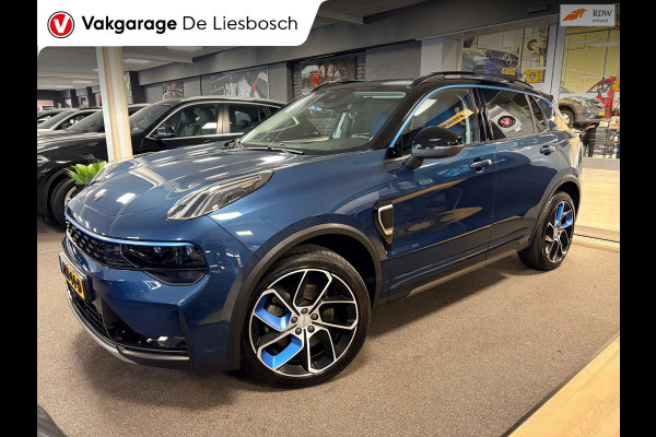 Lynk & Co 01 1.5 / pano / 360 camera / model 2023 / Infinity / navi / stoelverwarming