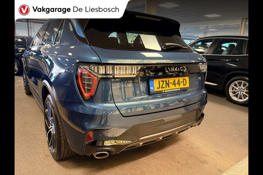Lynk & Co 01 1.5 / pano / 360 camera / model 2023 / Infinity / navi / stoelverwarming