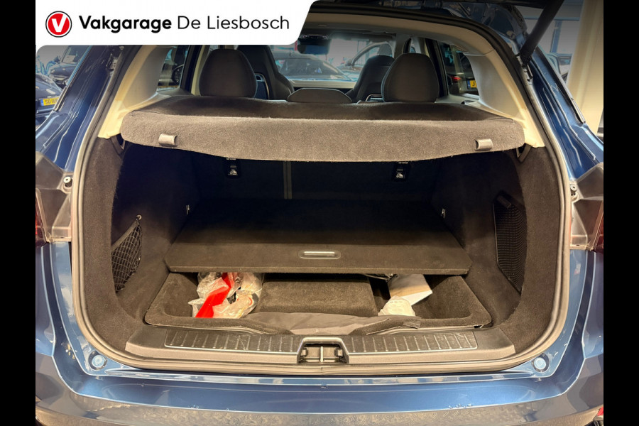 Lynk & Co 01 1.5 / pano / 360 camera / model 2023 / Infinity / navi / stoelverwarming