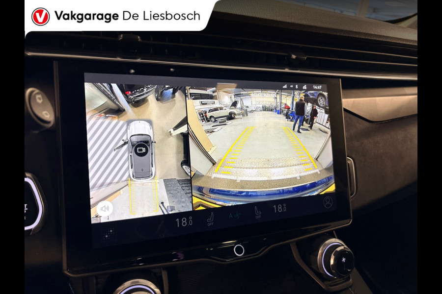 Lynk & Co 01 1.5 / pano / 360 camera / model 2023 / Infinity / navi / stoelverwarming