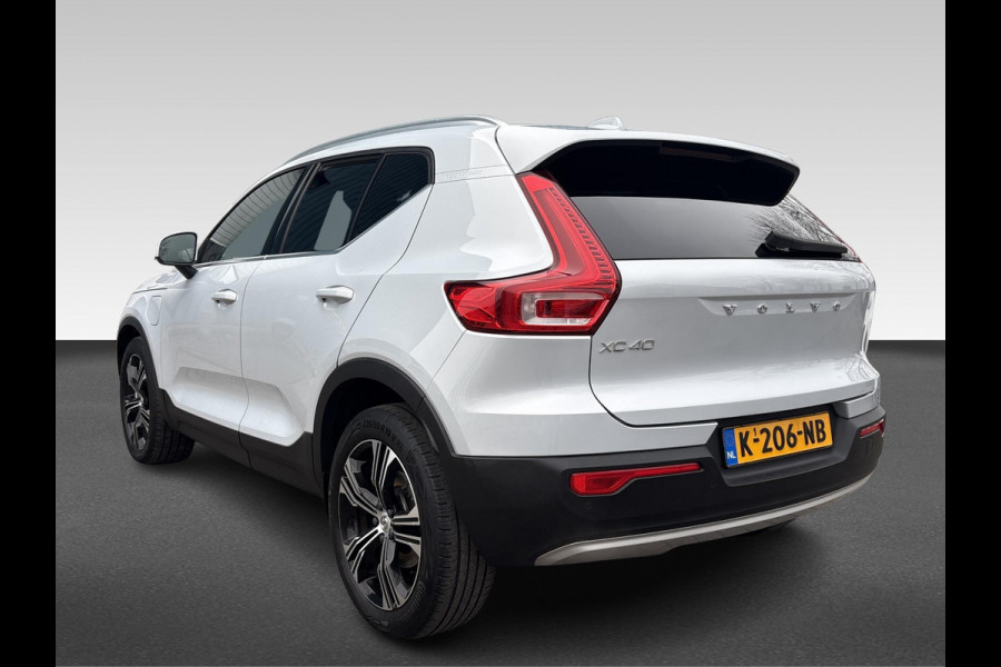 Volvo XC40 1.5 T4 Recharge R-Design Expression | Wegklapbare Trekhaak