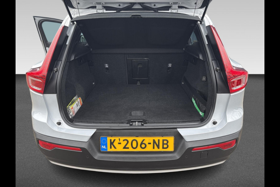 Volvo XC40 1.5 T4 Recharge R-Design Expression | Wegklapbare Trekhaak