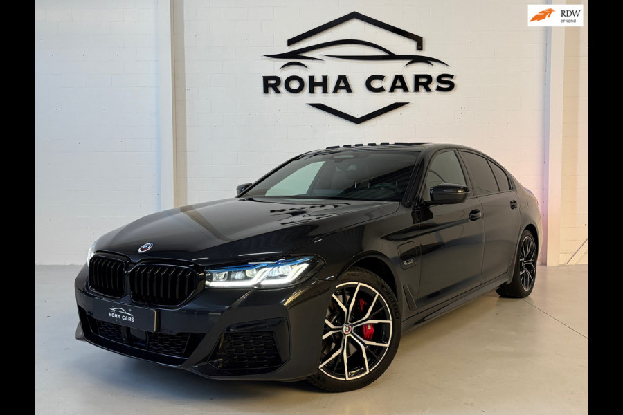 BMW 5 Serie 530e Edition Plus, M-pakket, Schuifdak, Laserlight, FULL-options