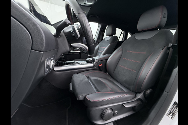 Mercedes-Benz EQA 250 AMG Line SOH 98% Navi Camera Ecc Pdc Stoelverwarming Cruise Control DAB Bluetooth Elek.Achterklep Led Lmv 18" Privacy Glas Ambience-verlichting Licht en zichtpakket 1e Eigenaar Volledig Dealeronderhouden Origineel Nederlandse Auto € 61.000 nieuw