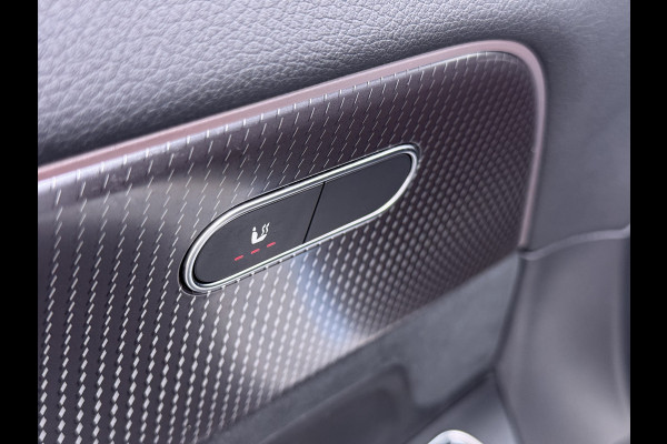 Mercedes-Benz EQA 250 AMG Line SOH 98% Navi Camera Ecc Pdc Stoelverwarming Cruise Control DAB Bluetooth Elek.Achterklep Led Lmv 18" Privacy Glas Ambience-verlichting Licht en zichtpakket 1e Eigenaar Volledig Dealeronderhouden Origineel Nederlandse Auto € 61.000 nieuw